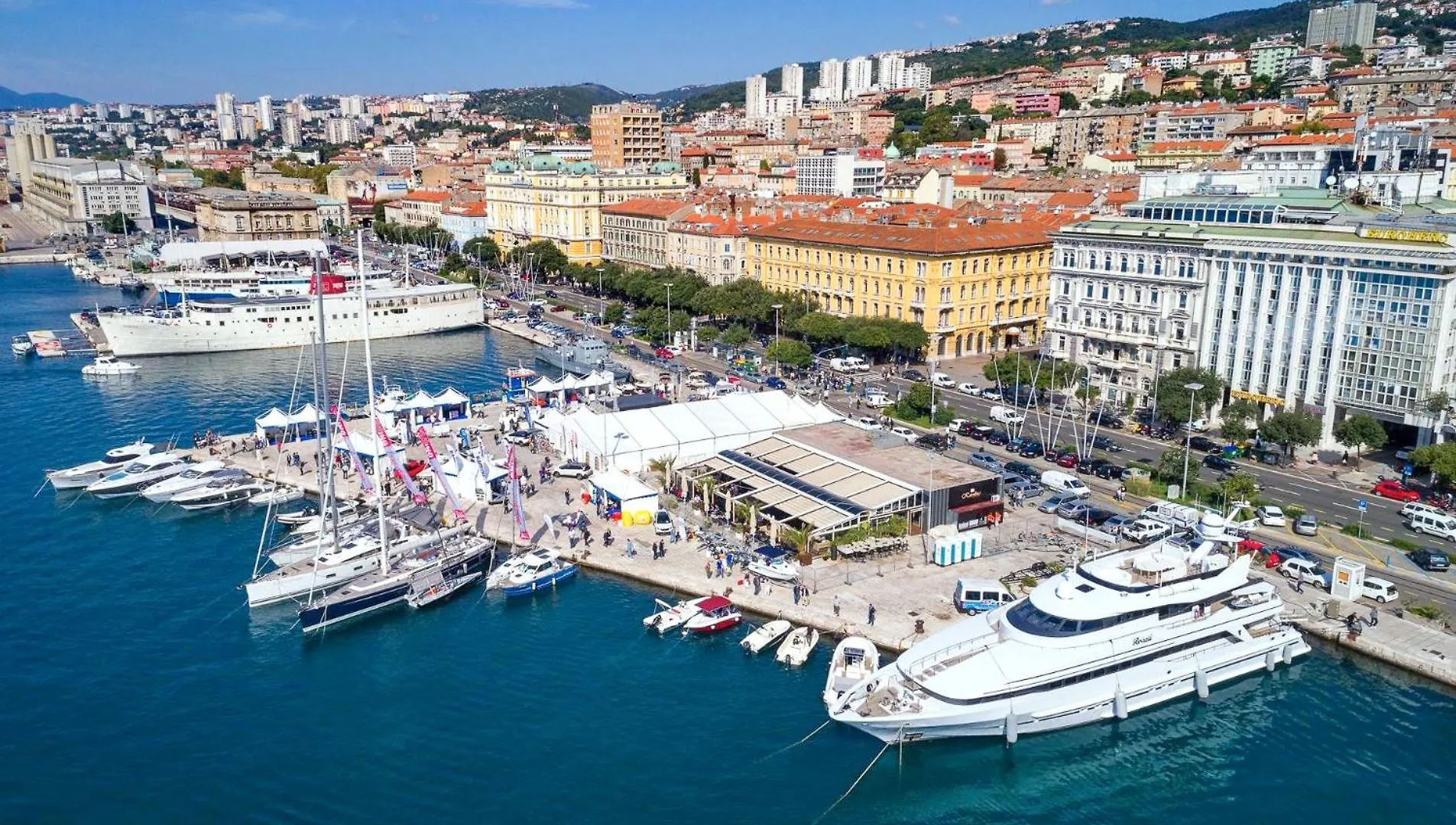 Leon Apartment Rijeka Croatia